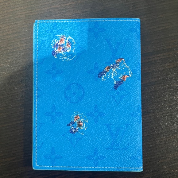 Louis Vuitton Blue Monogram Travel Passport Holder - Picture 2 of 3